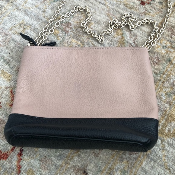 Kate Spade leather 2-tone chain crossbody messenger bag - Picture 3 of 5